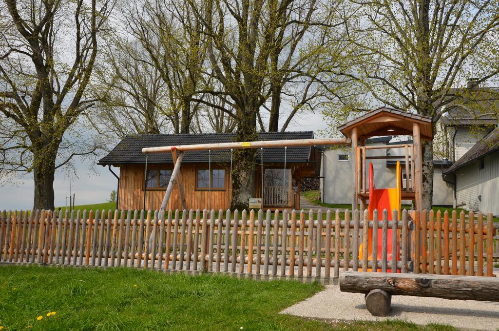 Gasthof-pension Urzn Pensjonat Altmünster